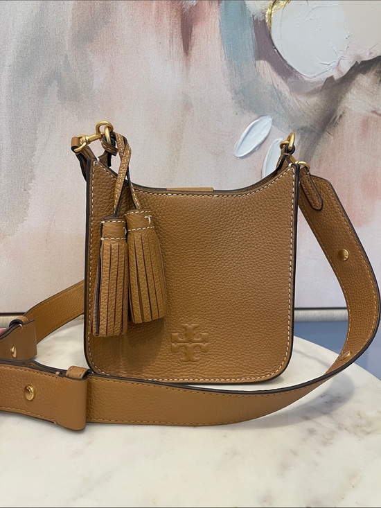 Tory Burch Handbags - Tory Burch Thea Tan Pebbled Leather Crossbody with Tassels